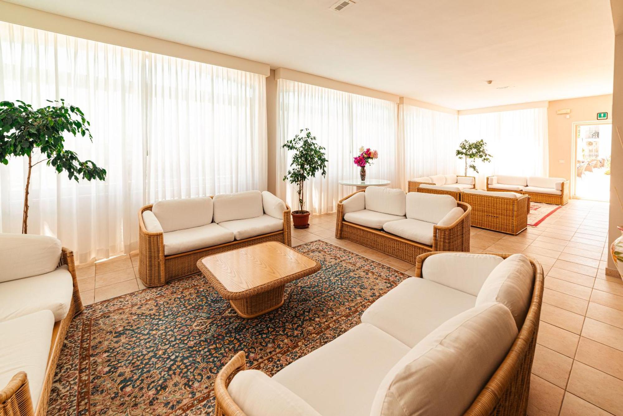 Hotel Degli Aranci Vieste Ngoại thất bức ảnh