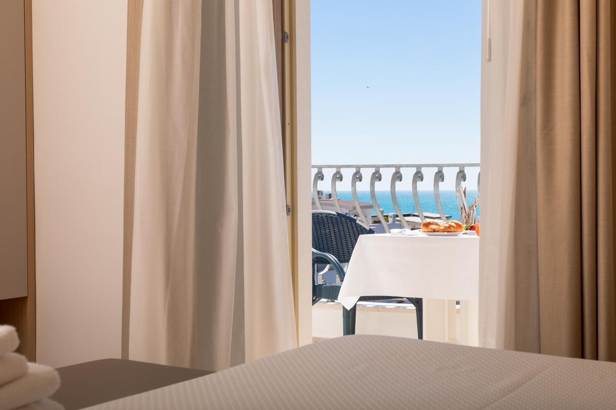 Hotel Degli Aranci Vieste Ngoại thất bức ảnh