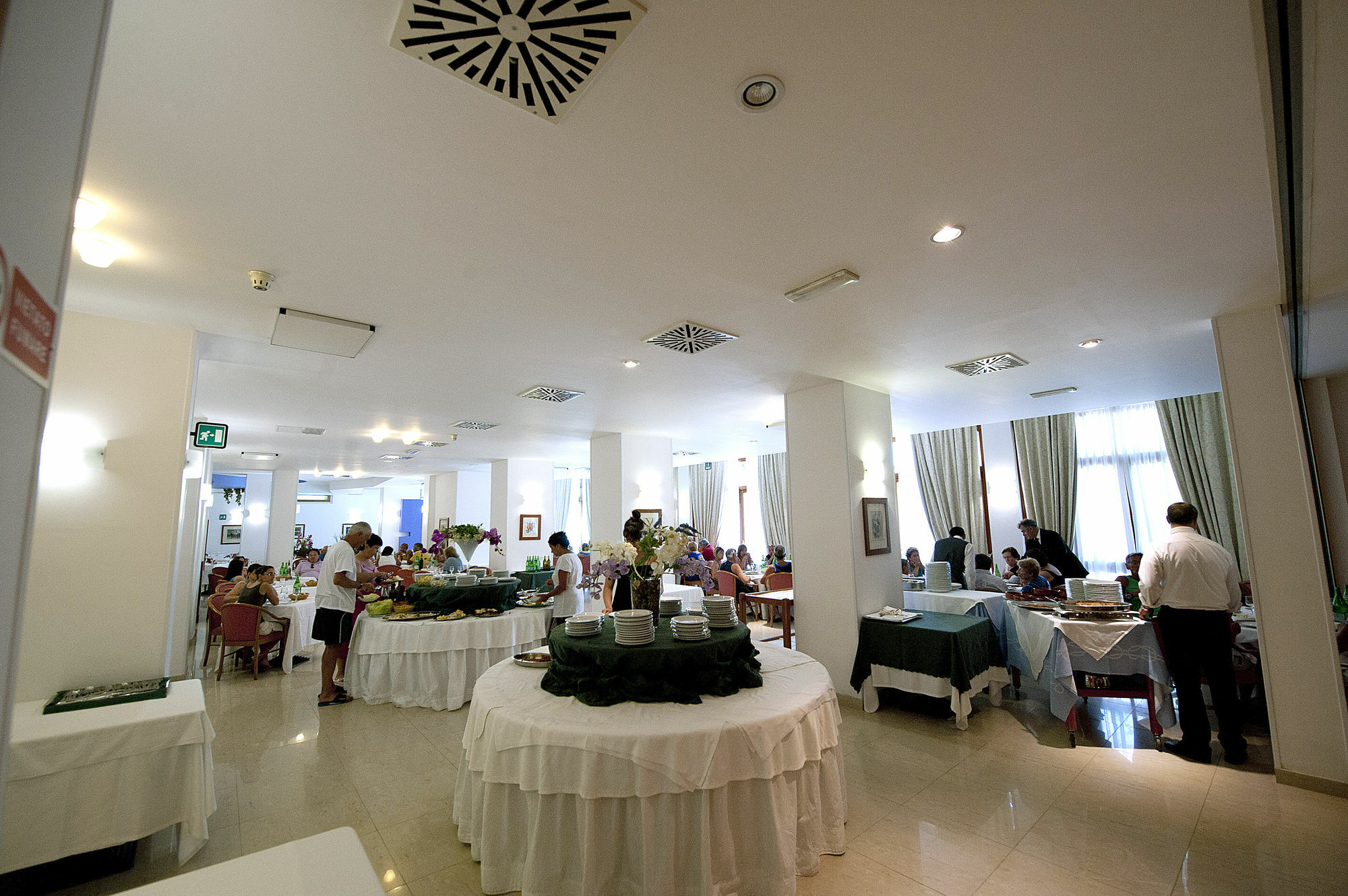 Hotel Degli Aranci Vieste Ngoại thất bức ảnh